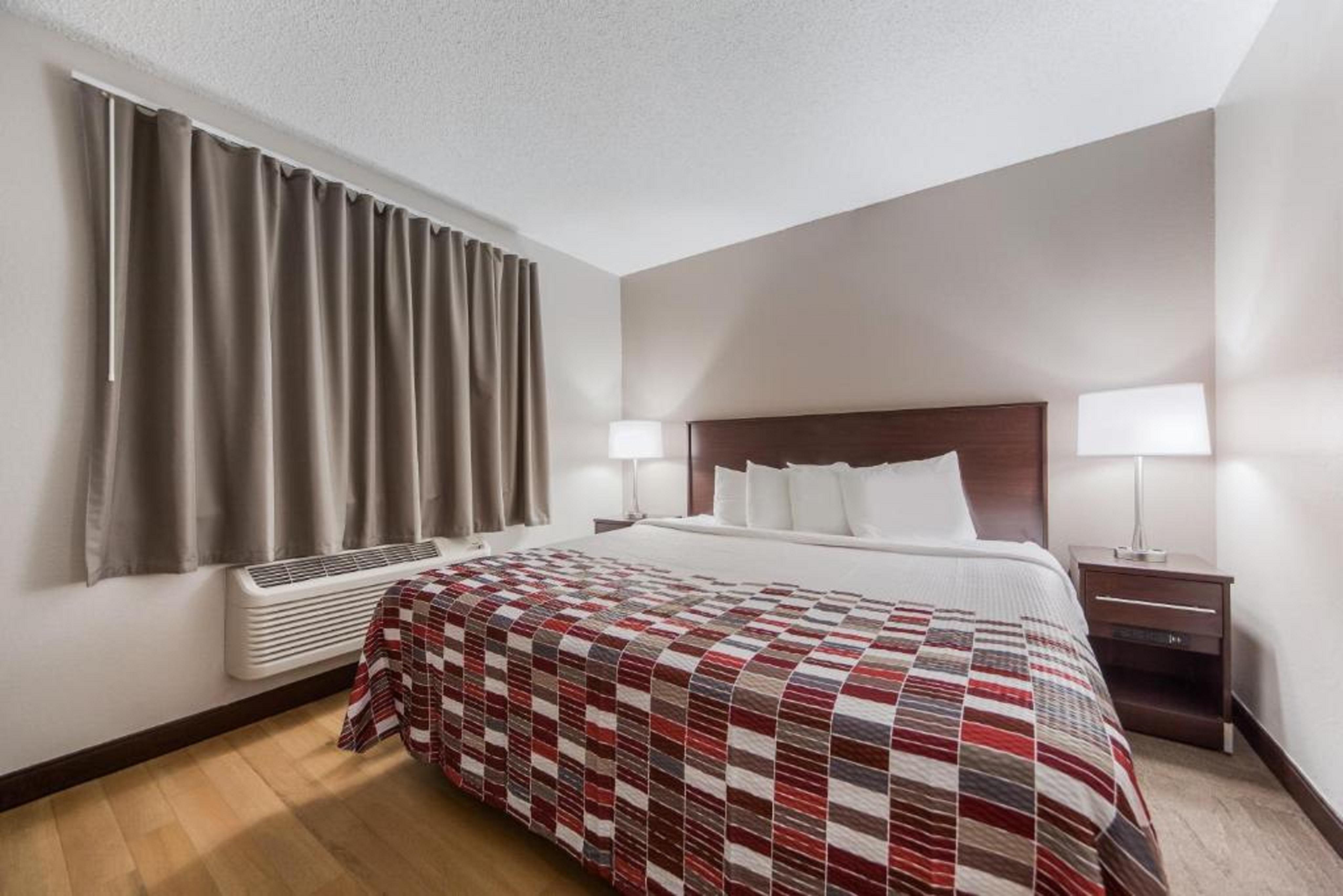 Red Roof Inn & Suites Omaha - Council Bluffs Esterno foto